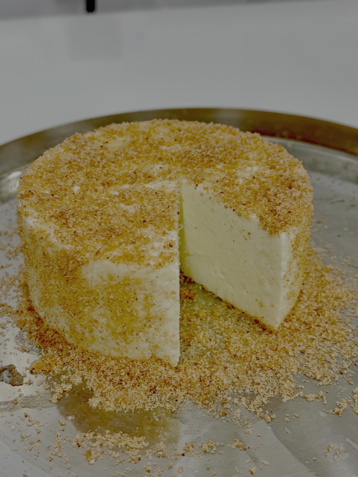 Queijo especial com acabamento artesanal